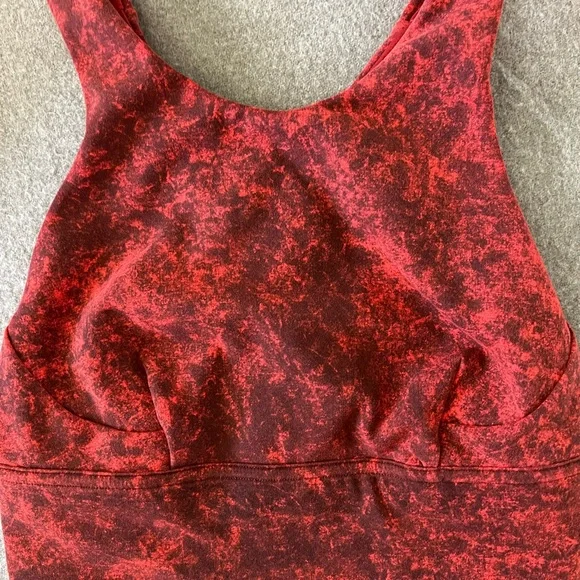 LULULEMON Sz 4 Wunder Train Long Line Med Support Sports Bra Yoga Athleisure $68 - Picture 7 of 12